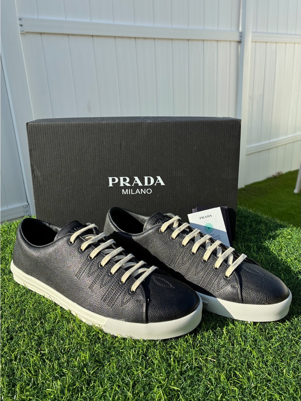 PRADA AGED-EFFECT BLACK PEBBLED LEATHER LOW-TOP SNEAKERS LOGO SZ US 11 UK 10 NEW - Picture 2 of 16